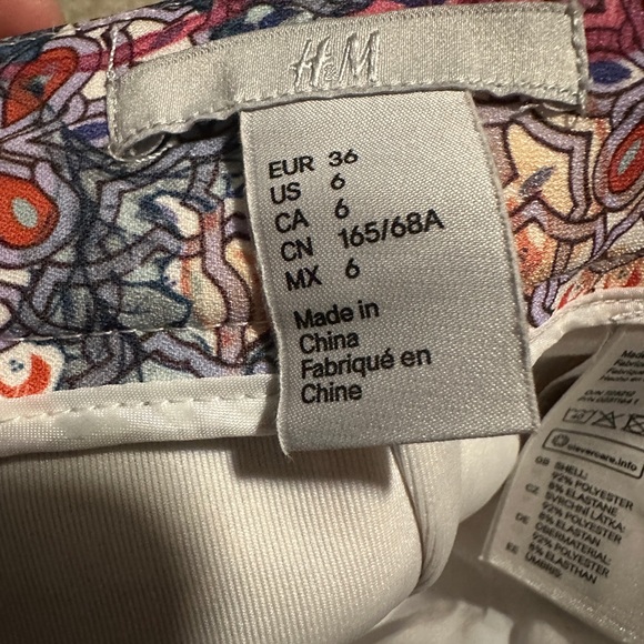 H&M Casual Mini Skirt Rear Zip Pockets Boho Pink Purpe Floral Women Size 6 - Picture 5 of 6